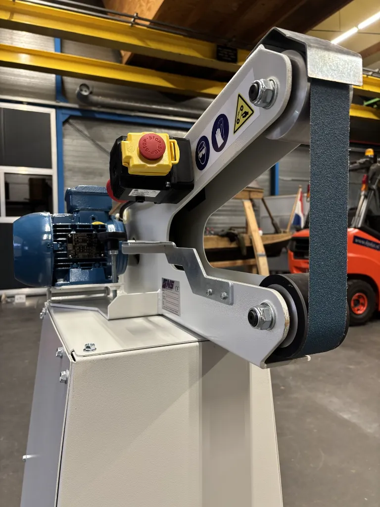 LB50 bandschuurmachine